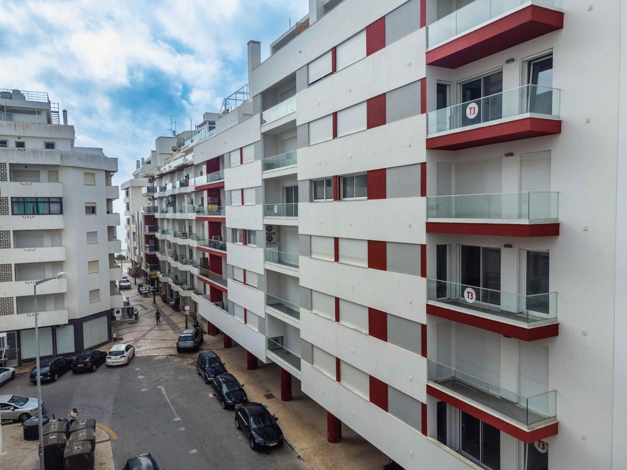 Caravelas 2-Bedroom Apartment With Pool - 50M From The Beach Armação de Pêra Kültér fotó
